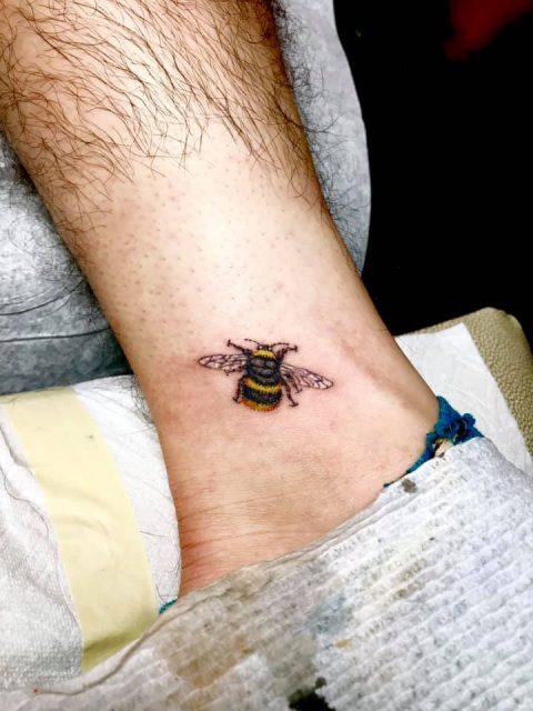 Bee Tattoo Designs For Men