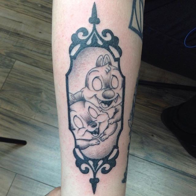 Resistance Tattoo Parlor Tattoomenu