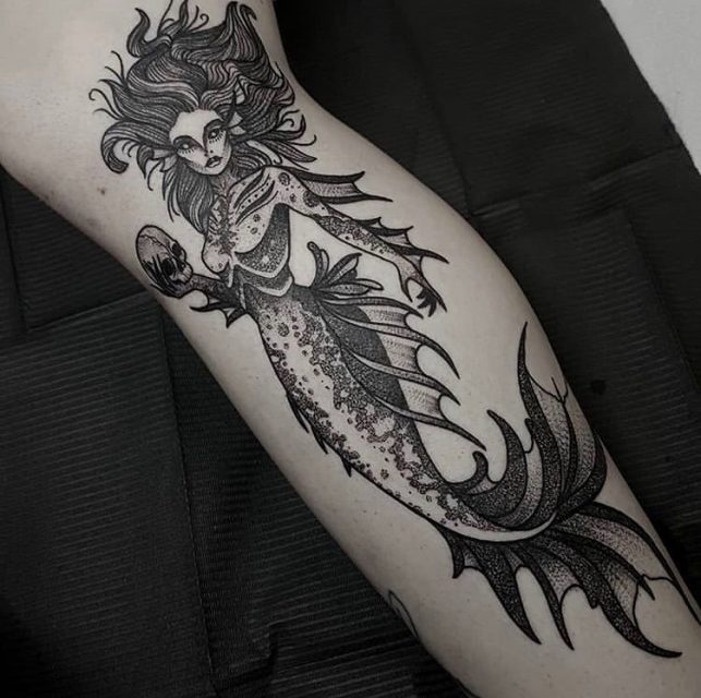 Dark Mermaid with Skull gothic fantasy artwork by Sherrie Thai of  Shaireproductionscom shown at La   Mermaid drawings Mermaid tattoo  designs Mermaid tattoos