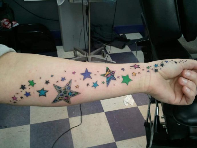 Star Tattoo Desings For Woman | TattooMenu