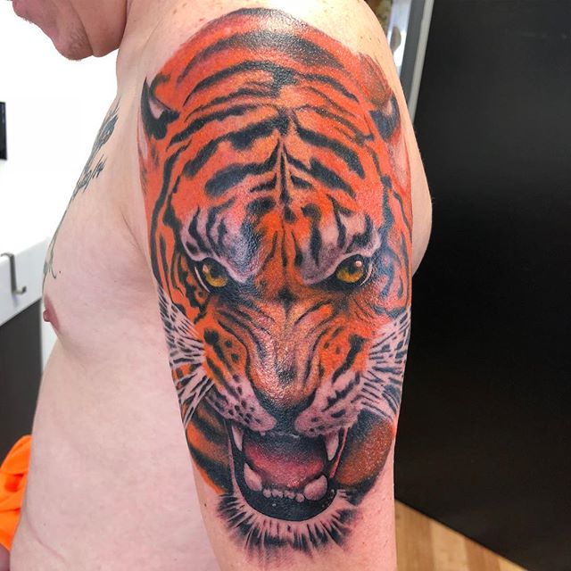 Lael Collins Gets New Bengals Tattoo After Signing With Cincinnati Last  Month  Sports Illustrated Cincinnati Bengals News Analysis and More