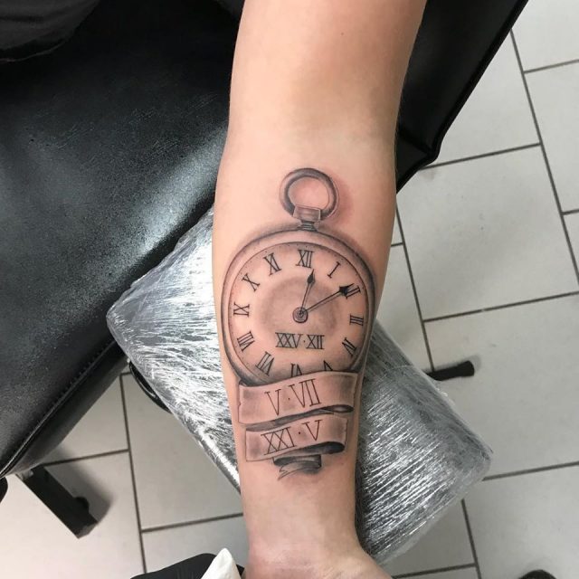Timepiece Tattoo Ideas | TattoosAI